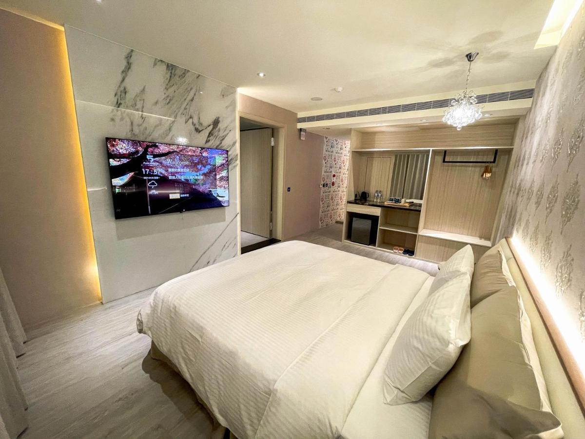 Fifth Avenue Motel Taichung Eksteriør billede