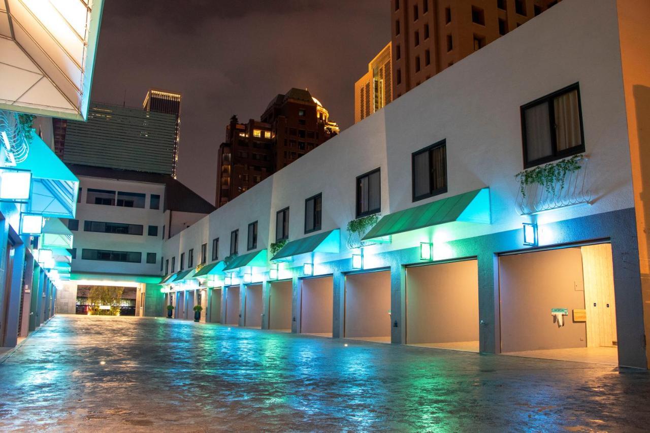 Fifth Avenue Motel Taichung Eksteriør billede