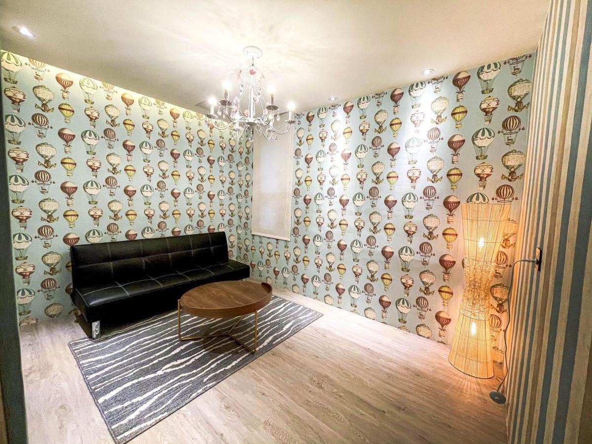 Fifth Avenue Motel Taichung Eksteriør billede